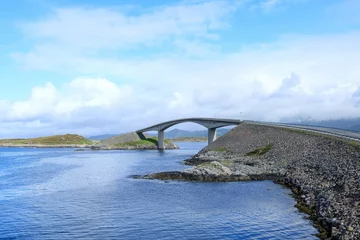 Cercles muraux Atlantic Ocean Road Bridge Atlantic Ocean Road, Norway