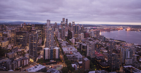 Obraz premium Aerial view of Downtown Seattle 