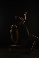 Bending while squatting