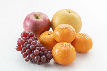 新鮮で美味しいフルーツの盛り合わせ