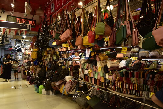 Inside the Trading Market, Bugis Street Market, Busy Crowded Scene Singapore Queens Street