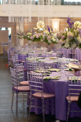 Fototapeta na wymiar wedding decor in lavender color wedding decoration