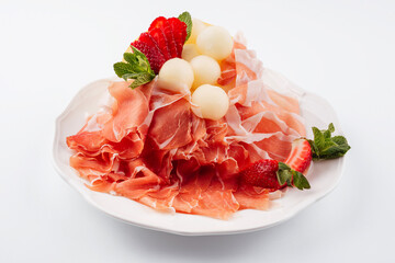 Original hamon, strawberry and mozzarella