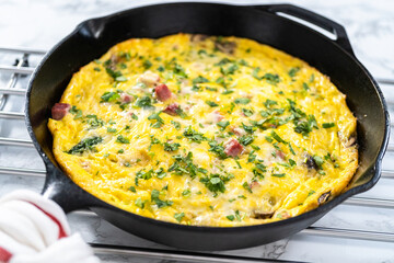 Spinach and ham frittata