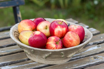 fresh apples in a bowl