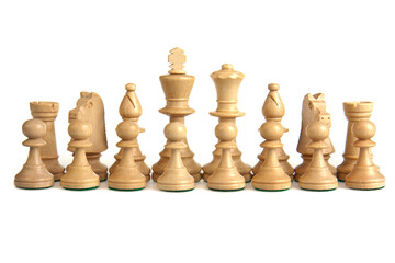 16 white chesspieces in their start order, transparent background
