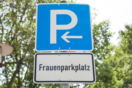 Frauenparkplatz