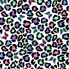 Fototapeta premium Seamless leopard pattern with butterflies. Can be used for graphic design textile design or web design.