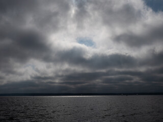 Obraz premium Blau am See, Wetterbild