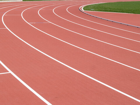 Synthetic athletics track -red