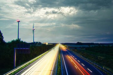 Langzeitbelichtung - Autobahn - Strasse - Traffic - Travel - Background - Line - Ecology - Highway...