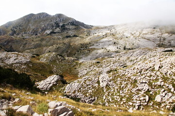 Monumental mountain scenery