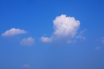 Fototapeta na wymiar 구름과 하늘