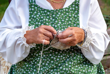 Lavorare a maglia