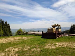 Fototapeta premium Tractor in the Ukrainian Carpathians