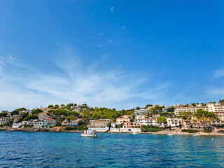 Obraz premium Summer landscape blue sea and mountains copy space