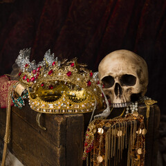Treasure chest and skull
