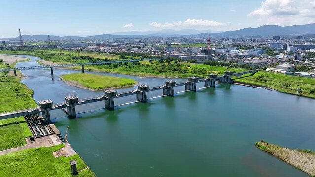 河川堰管理橋　空撮