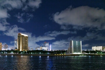 Obraz premium 東京の湾岸エリアの夜景
