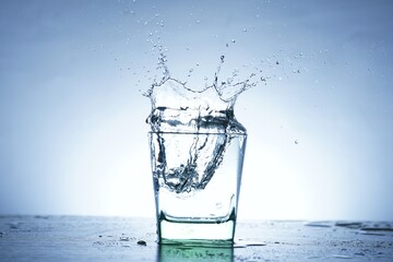 This is a picture of water scattered in a glass from ice.