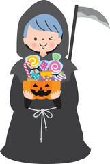 死神の仮装でお菓子を持つ笑顔の男の子