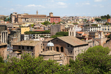 Fototapeta na wymiar Rome City View: Old and New