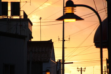 夕暮れの商店街
