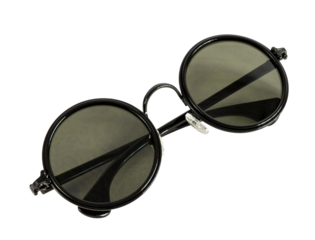 Street style oval sunglasses, with black frame.