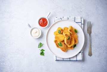 Fresh prepared nuggets with sauces