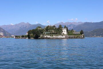Naklejka premium Scenic view of Lake Maggiore and the island of Isola Bella. Beautiful Italian landscape.