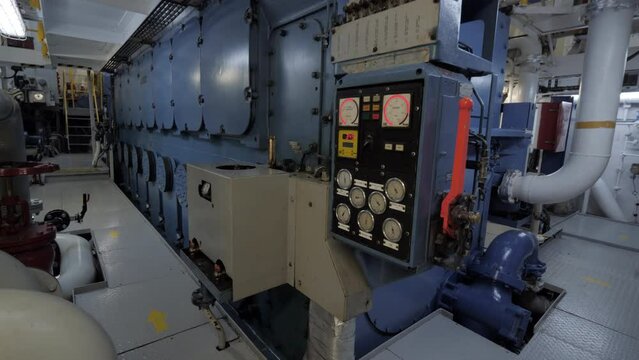 Vibration in engine room near diesel propulsion