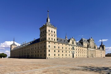 Fototapeta na wymiar general view of the monastery of El Escorial