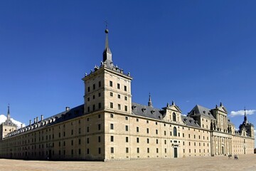 Fototapeta na wymiar view of the monastery of El Escorial