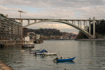 Pont Arrábida, Porto, Portugal