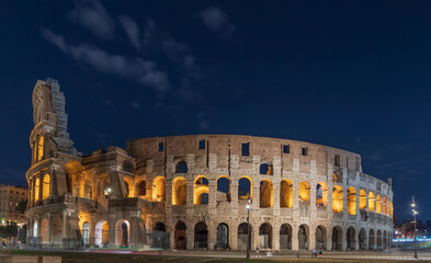 Fototapeta na wymiar Night view of the Colosseum in Rome, Italy.