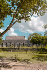 Fototapeta na wymiar Ruins of the archaeological zone of chichen itza in yucatacan mexico