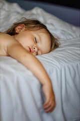 Obraz na płótnie Canvas Little girl sleeping