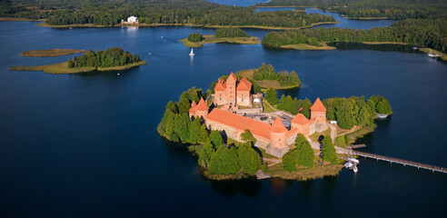 Troki, Litwa panorama zamku Jezioro Galwe, wyspy, zamek w Trokach