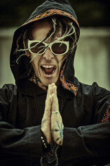 scream of punk man