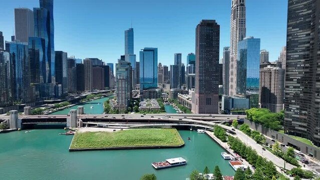 Northbound Lakeshore Drive with River View - Chicago