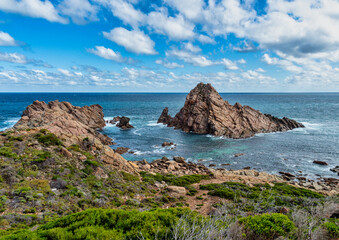 Sugarloaf Rock is a gigantic granite rock that emerges from the Indian Ocean extremely close to the mainland of Cape Naturaliste near Dunsborough.
