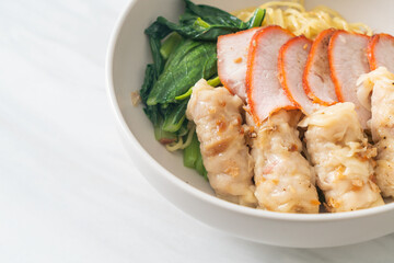 Barbecue Red Pork and Wonton Noodles with Soup