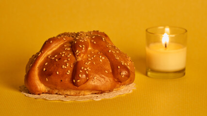 Day of the Dead Bread (Pan de Muerto)