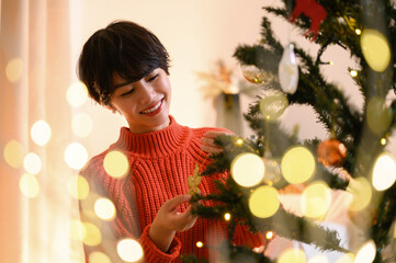 And for the main visual! Woman decorating for Christmas　