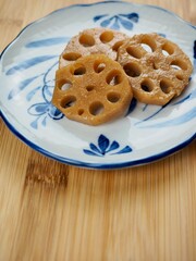 한국음식 연근 간장조림