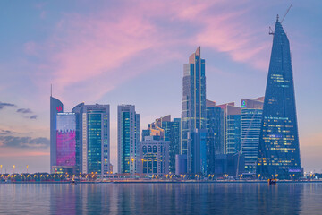 Obraz premium Beautiful Doha Skyline after sunset.