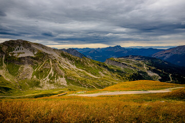 Vue sur les montagnes de Val d'Illiez en Suisse en été