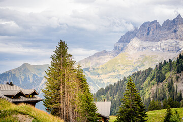 Le village des Crosets à Val-d'Illiez en Suisse