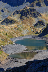 Obraz premium Dryness of a mounatin lake in Belledonne mounatin range
