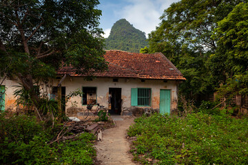 Fototapeta na wymiar Village in the mountains of Vietnam, Dalat province
